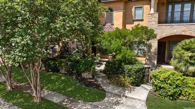 123 Eaton St Apt 102, San Antonio, TX 78209
