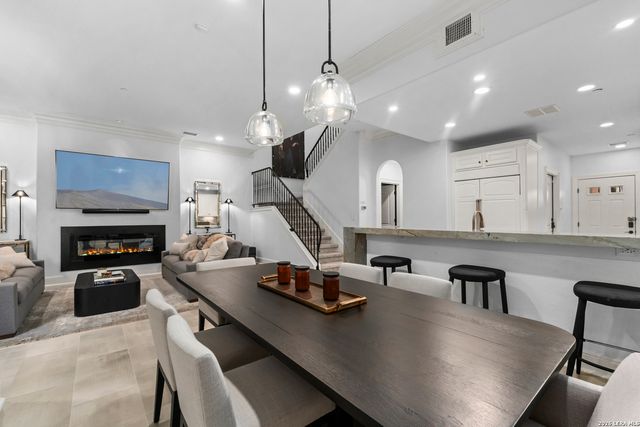 123 Eaton St Apt 102, San Antonio, TX 78209