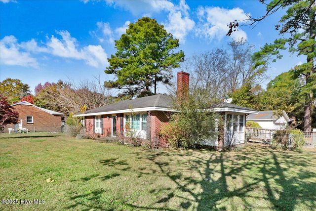 407 S Jefferson Avenue, Goldsboro, NC 27530