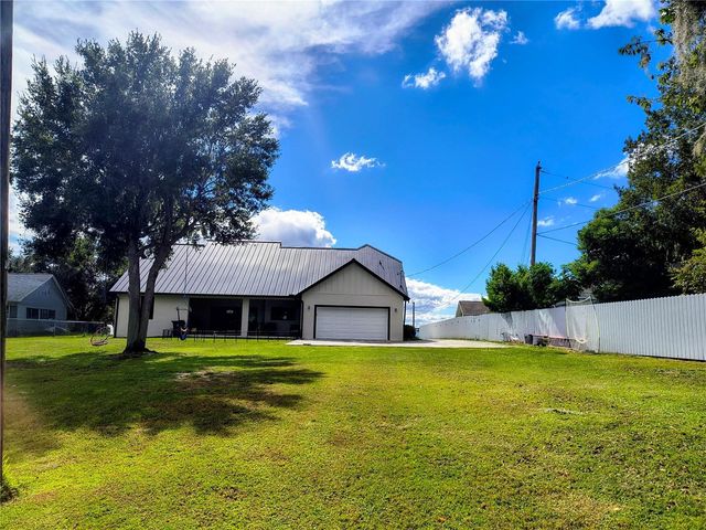 1070 LAKE ARIANA BOULEVARD, Auburndale, FL 33823