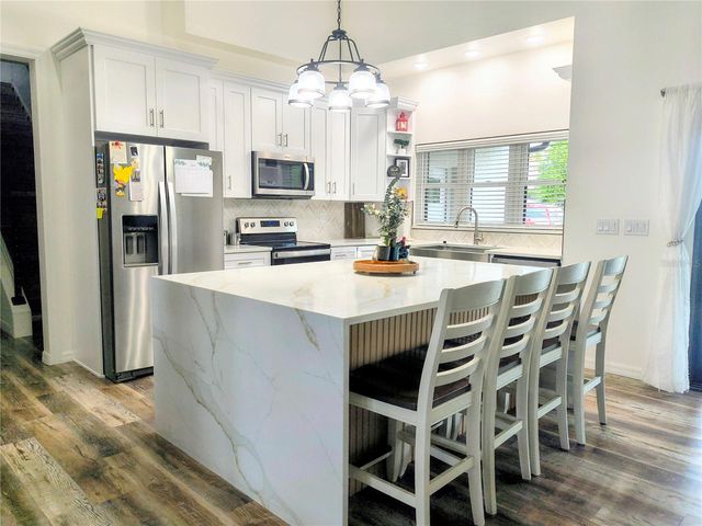 1070 LAKE ARIANA BOULEVARD, Auburndale, FL 33823