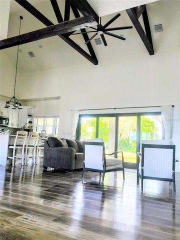 1070 LAKE ARIANA BOULEVARD, Auburndale, FL 33823