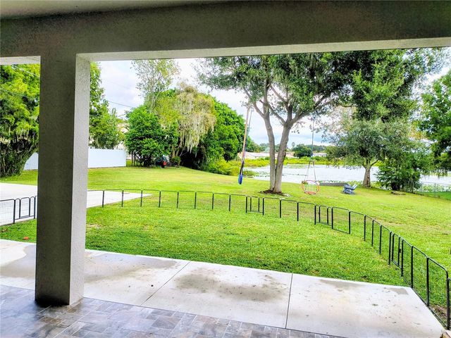 1070 LAKE ARIANA BOULEVARD, Auburndale, FL 33823