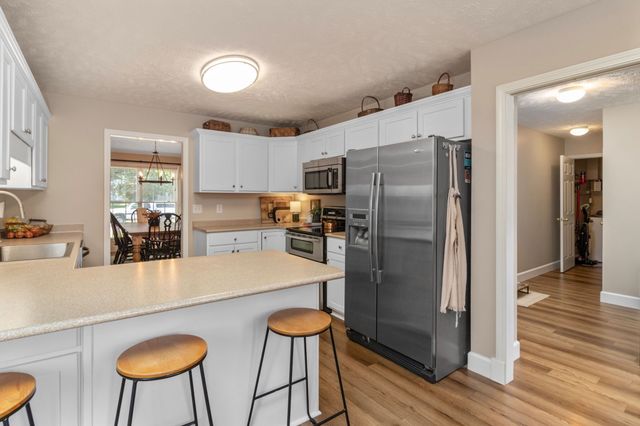 3572 Rabbit Run Trl, Adams, TN 37010
