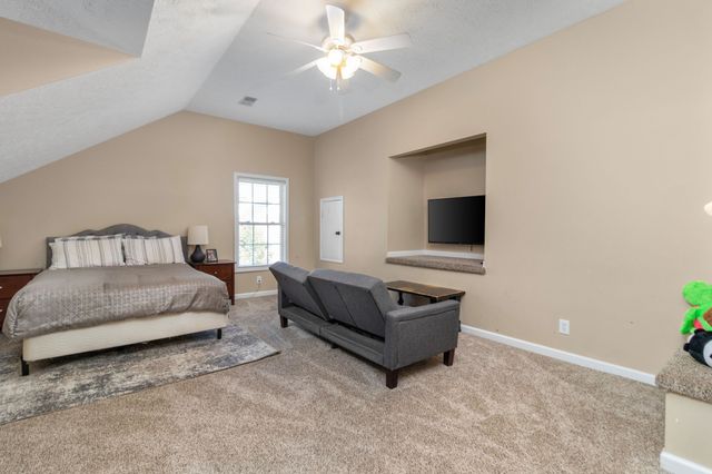 3572 Rabbit Run Trl, Adams, TN 37010