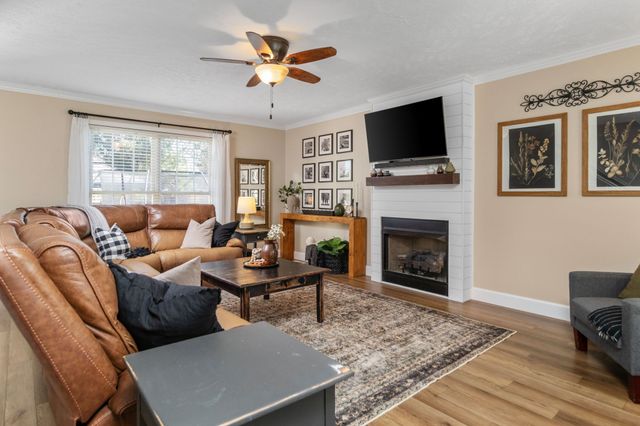 3572 Rabbit Run Trl, Adams, TN 37010