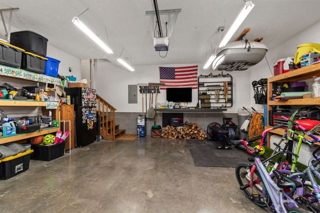 3572 Rabbit Run Trl, Adams, TN 37010