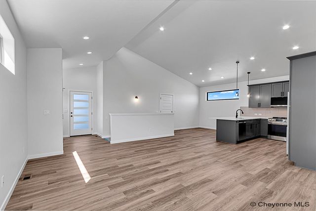 3941 SADDLEBACK LN, Cheyenne, WY 82001