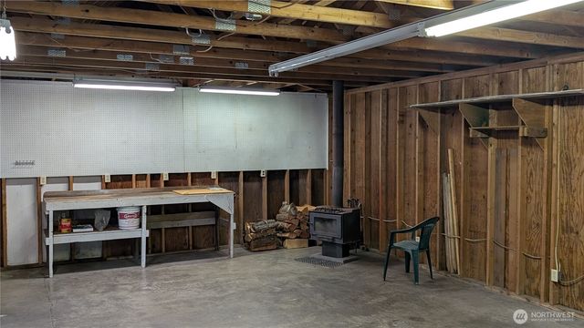 16826 41st Street E, Lake Tapps, WA 98391