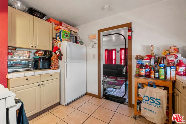 808 W Imperial Highway, Los Angeles, CA 90044