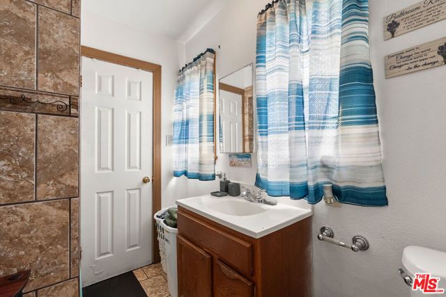 808 W Imperial Highway, Los Angeles, CA 90044