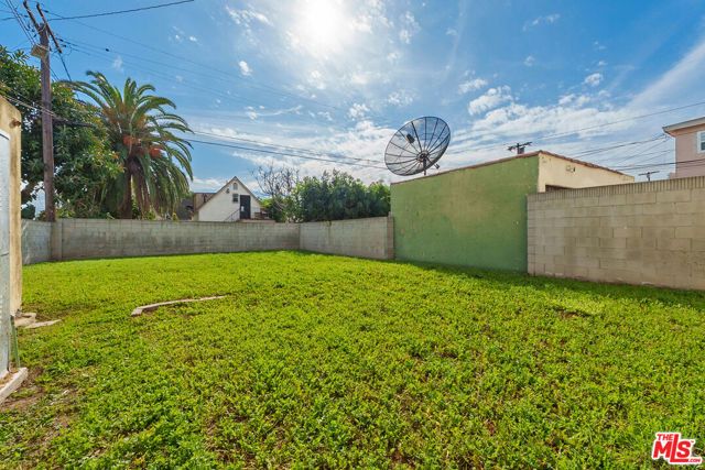 808 W Imperial Highway, Los Angeles, CA 90044