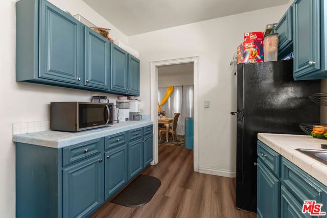 808 W Imperial Highway, Los Angeles, CA 90044