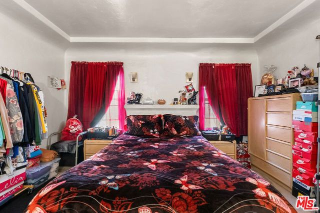 808 W Imperial Highway, Los Angeles, CA 90044