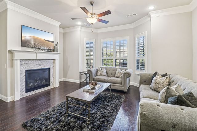 2654 Sherwood Drive, Lewisville, TX 75067