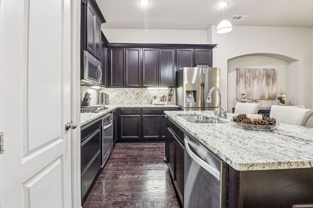 2654 Sherwood Drive, Lewisville, TX 75067