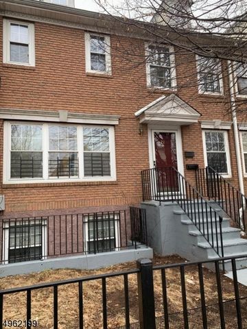 21 Holland St 21, Newark City, NJ 07103