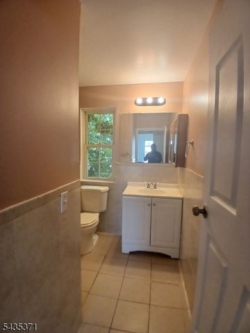 21 Holland St 21, Newark City, NJ 07103