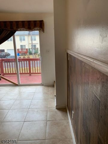 21 Holland St 21, Newark City, NJ 07103