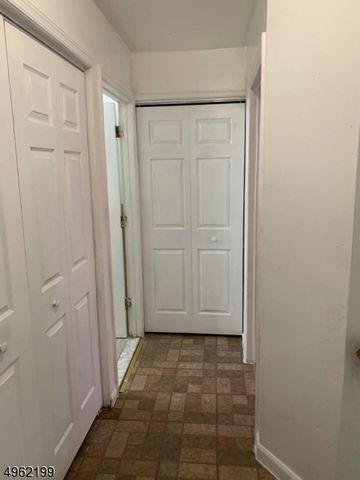 21 Holland St 21, Newark City, NJ 07103