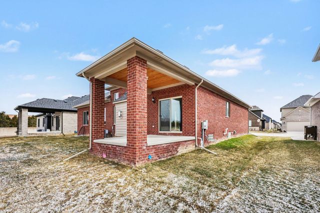 56663 Via Nesso Street, Macomb Twp, MI 48042