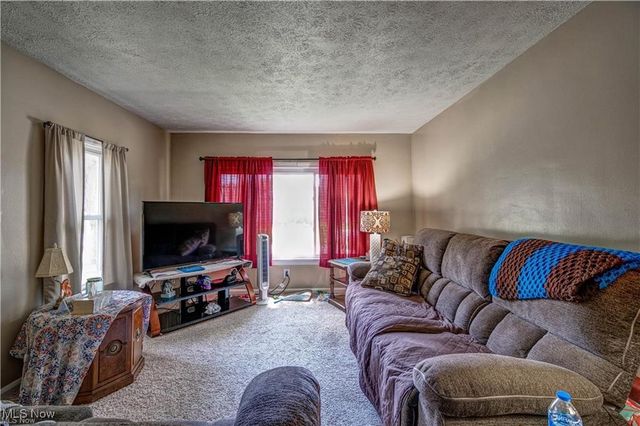 2309 43rd Street NW, Canton, OH 44709