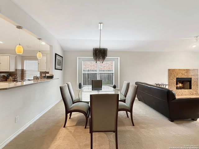 1123 Willow Knl, San Antonio, TX 78258