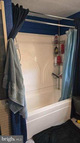 413 LEBANON ST, Steelton, PA 17113