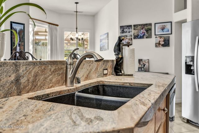 1275 S Fox Glen Court, Reno, NV 89521