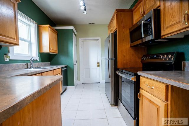 111 N 2nd W, Rigby, ID 83442