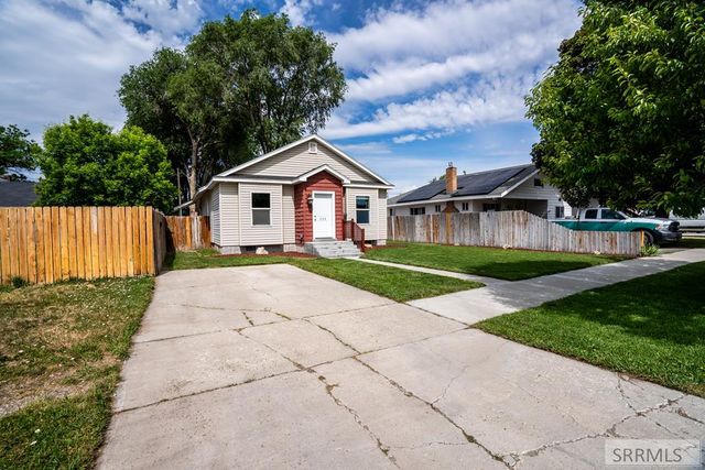 111 N 2nd W, Rigby, ID 83442