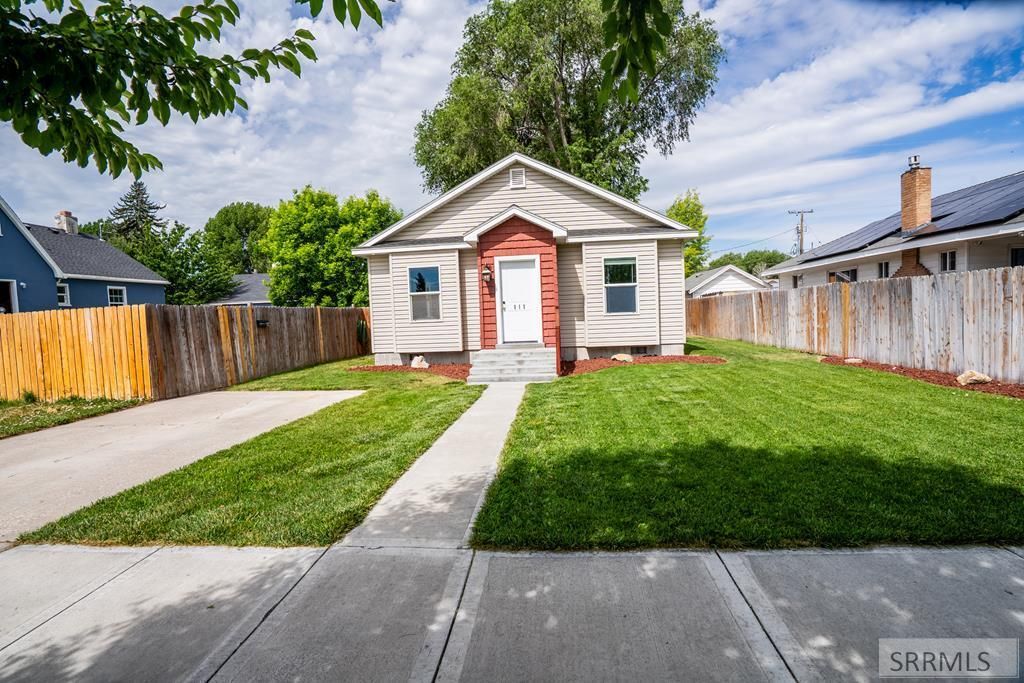 111 N 2nd W, Rigby, ID 83442