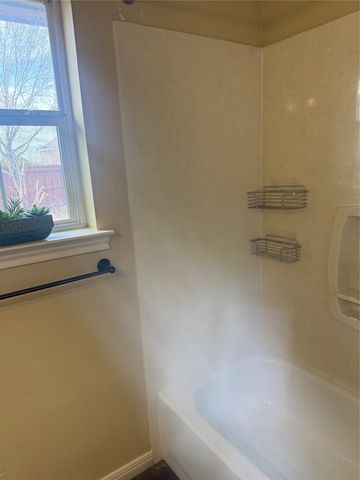 2524 Riders Way, Woodway, TX 76712