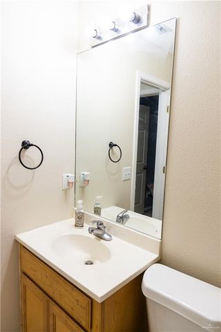 413 W Adams Avenue, Alton, TX 78573