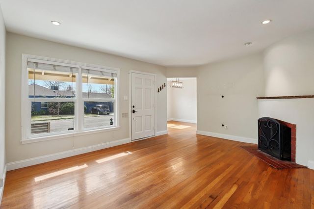 5535 8th Ave, Sacramento, CA 95820