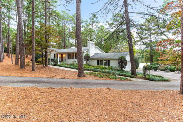 255 Lake Dornoch Drive, Pinehurst, NC 28374
