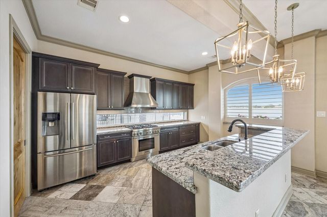 2466 Beacon Circle, League City, TX 77573