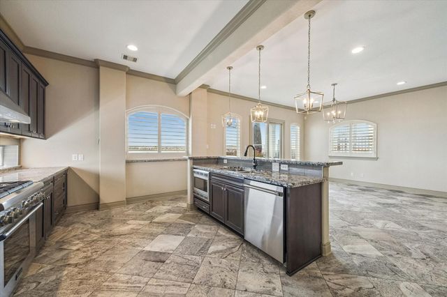 2466 Beacon Circle, League City, TX 77573