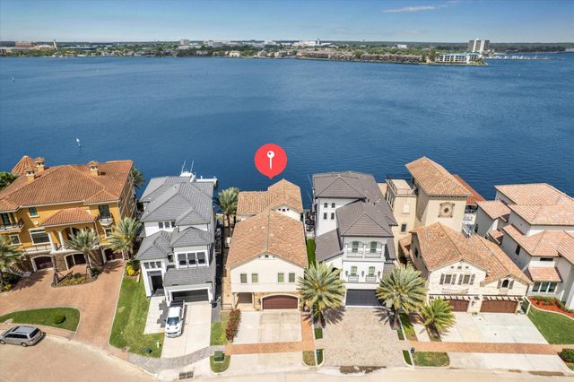 2466 Beacon Circle, League City, TX 77573