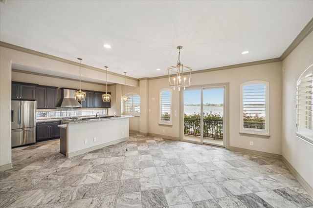 2466 Beacon Circle, League City, TX 77573