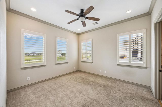 2466 Beacon Circle, League City, TX 77573
