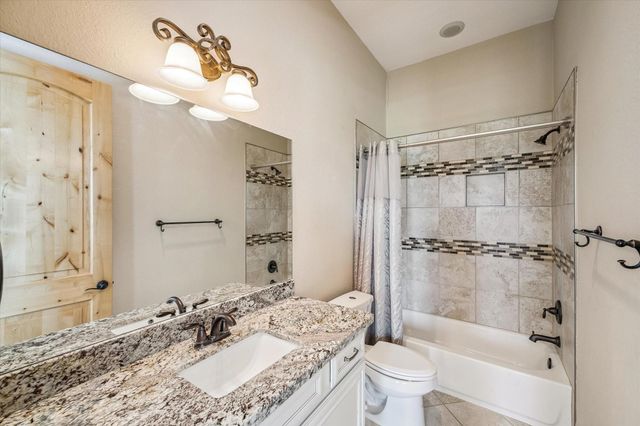 2466 Beacon Circle, League City, TX 77573