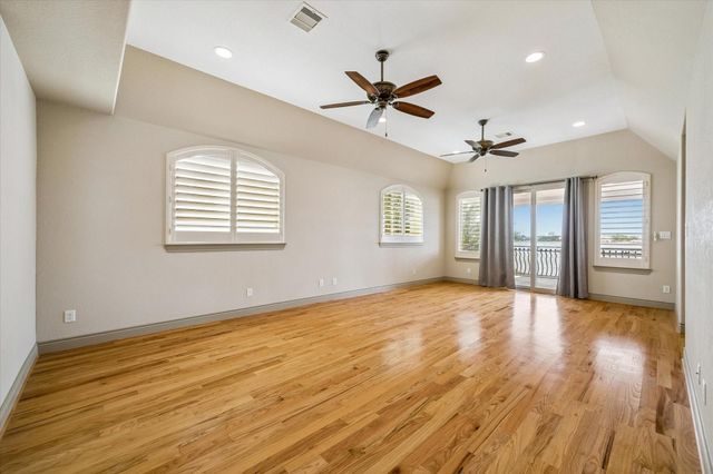 2466 Beacon Circle, League City, TX 77573
