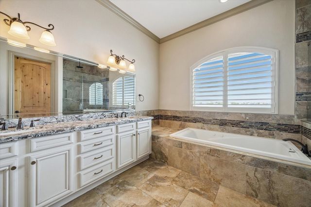 2466 Beacon Circle, League City, TX 77573