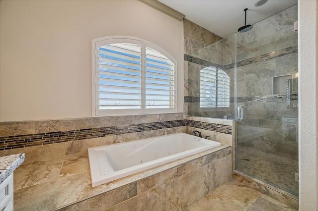 2466 Beacon Circle, League City, TX 77573