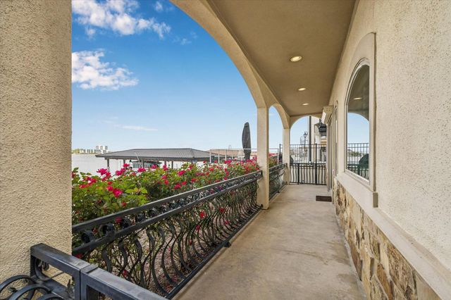 2466 Beacon Circle, League City, TX 77573