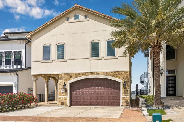 2466 Beacon Circle, League City, TX 77573