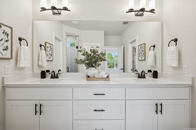 1555 birch, Fischer, TX 78623