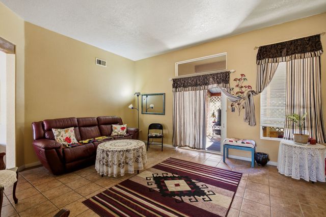 6954 Golden Mesa, Santa Fe, NM 87507