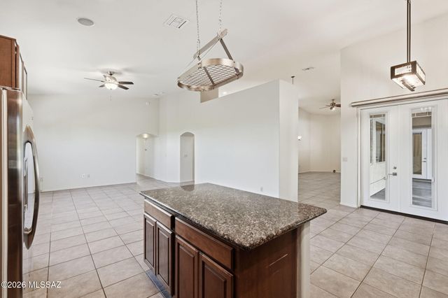 10783 S Heart Break Ridge Place, Vail, AZ 85641